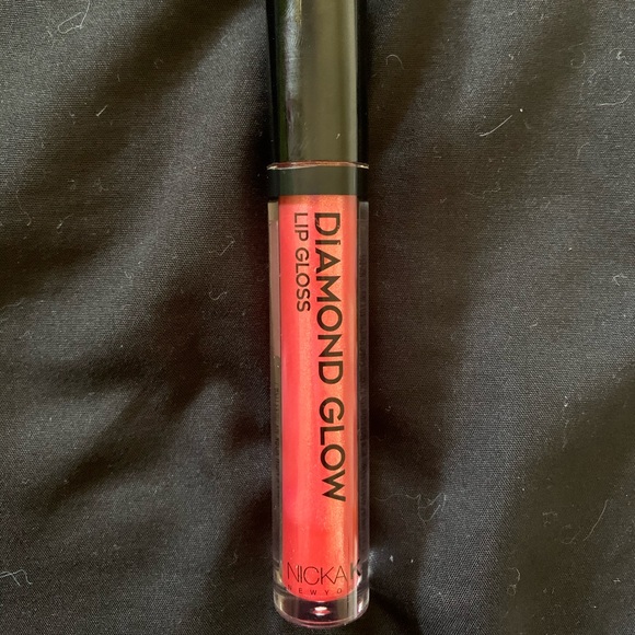 Lip Gloss - Picture 4 of 5